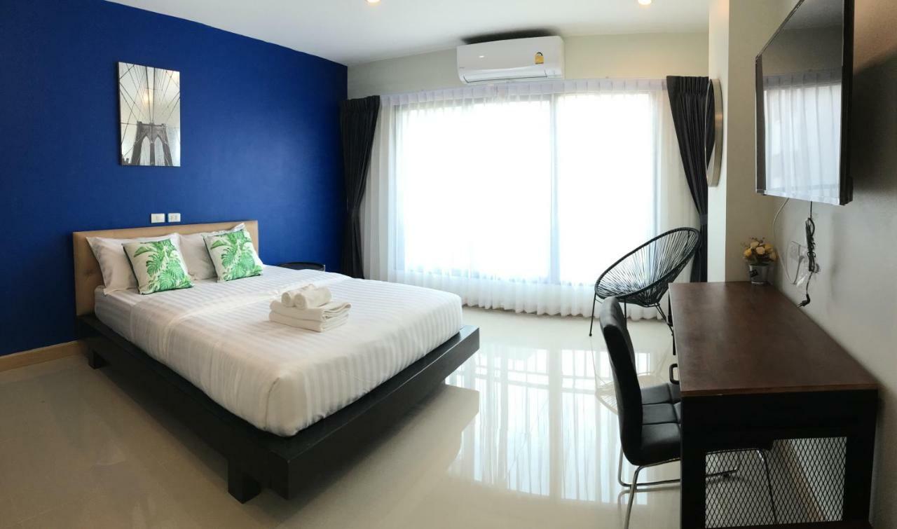 Thanks​Pama​ Bangkok Buitenkant foto