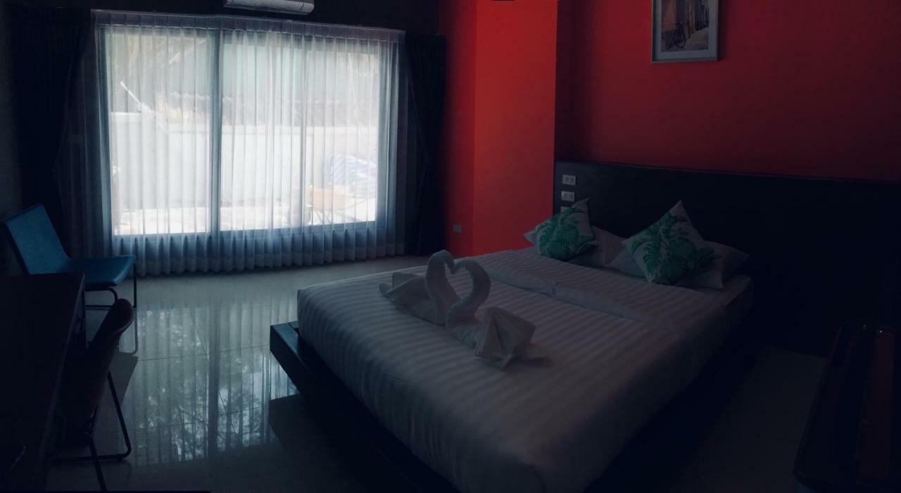 Thanks​Pama​ Bangkok Buitenkant foto