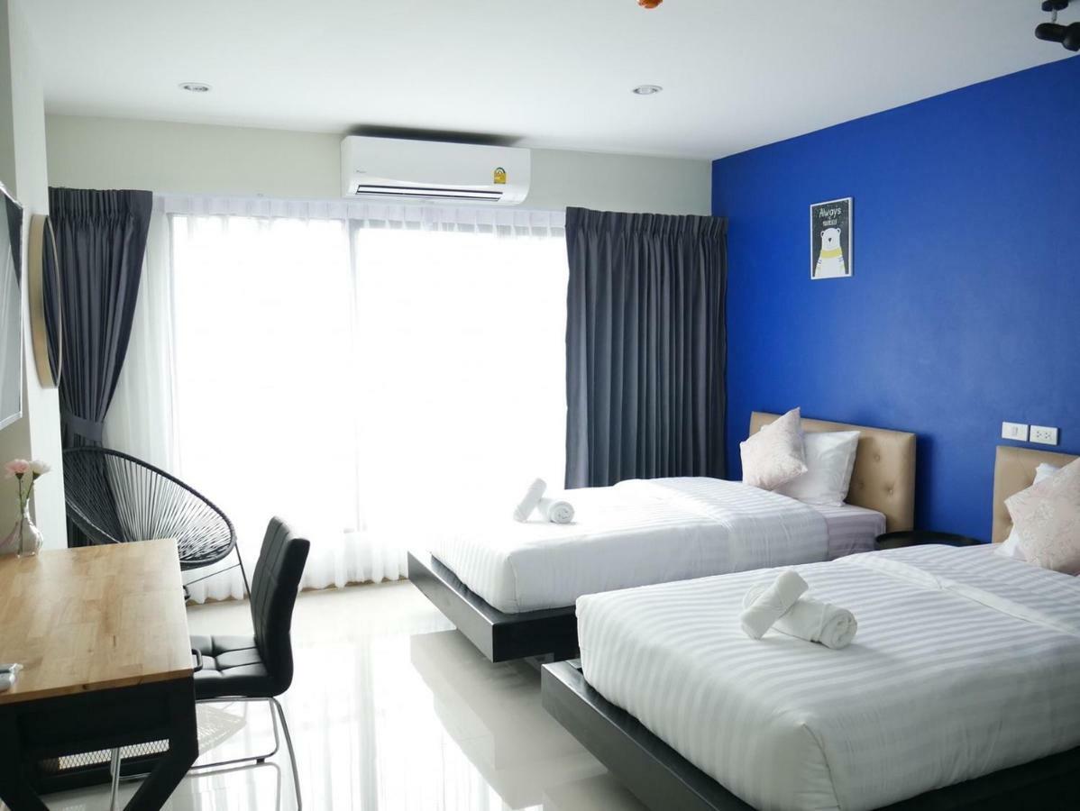 Thanks​Pama​ Bangkok Buitenkant foto